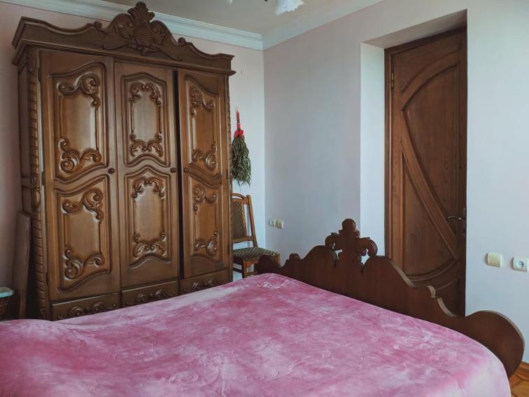 Giorgis Home バトゥーミ エクステリア 写真